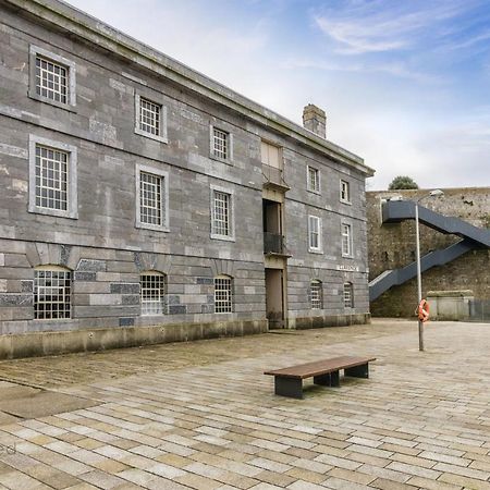 2 Bed- Edgcumbe View By Pureserviced Lejlighed Plymouth Eksteriør billede